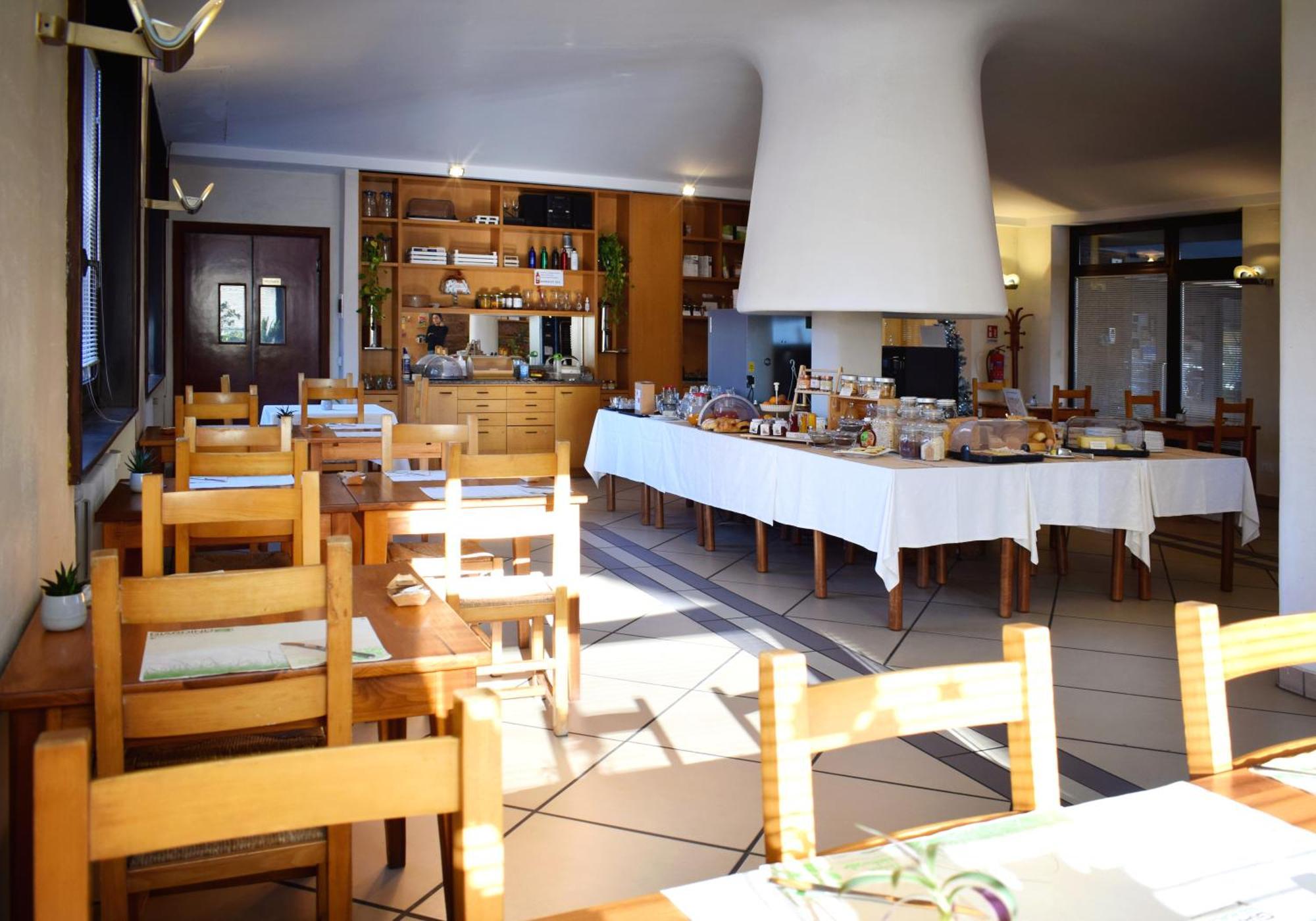 Hotel Giardino Breno Luaran gambar