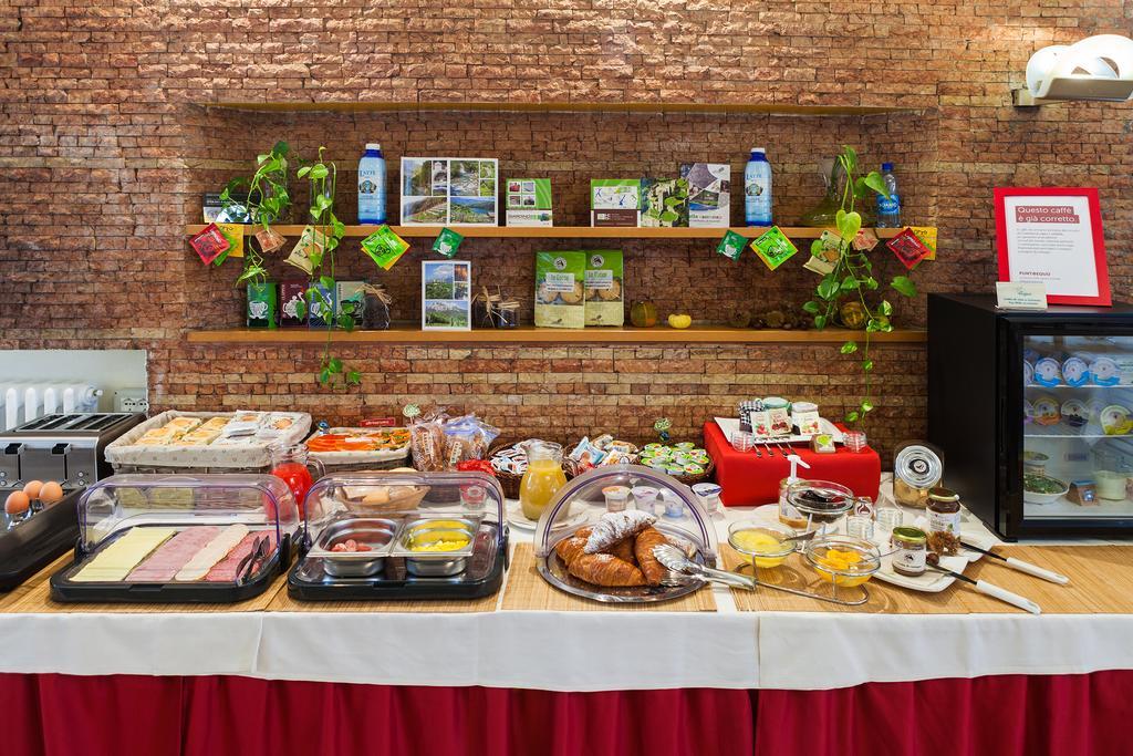 Hotel Giardino Breno Luaran gambar