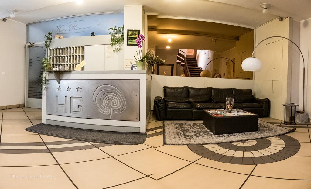 Hotel Giardino Breno Luaran gambar